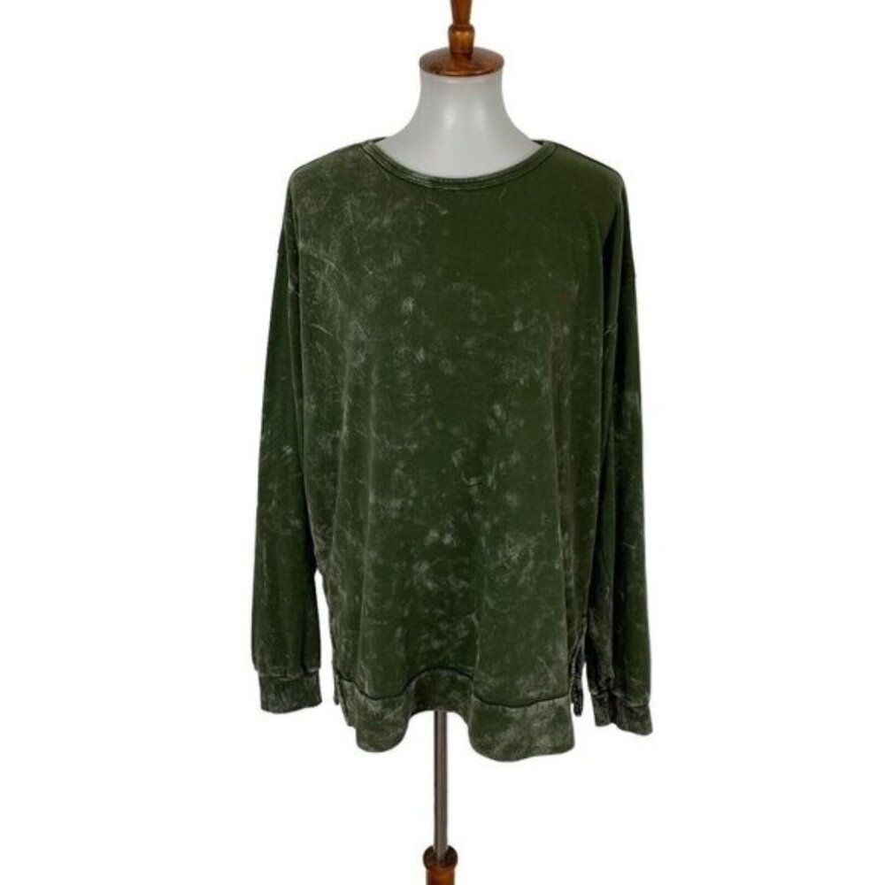 Urban Outfitters Green Sweater
